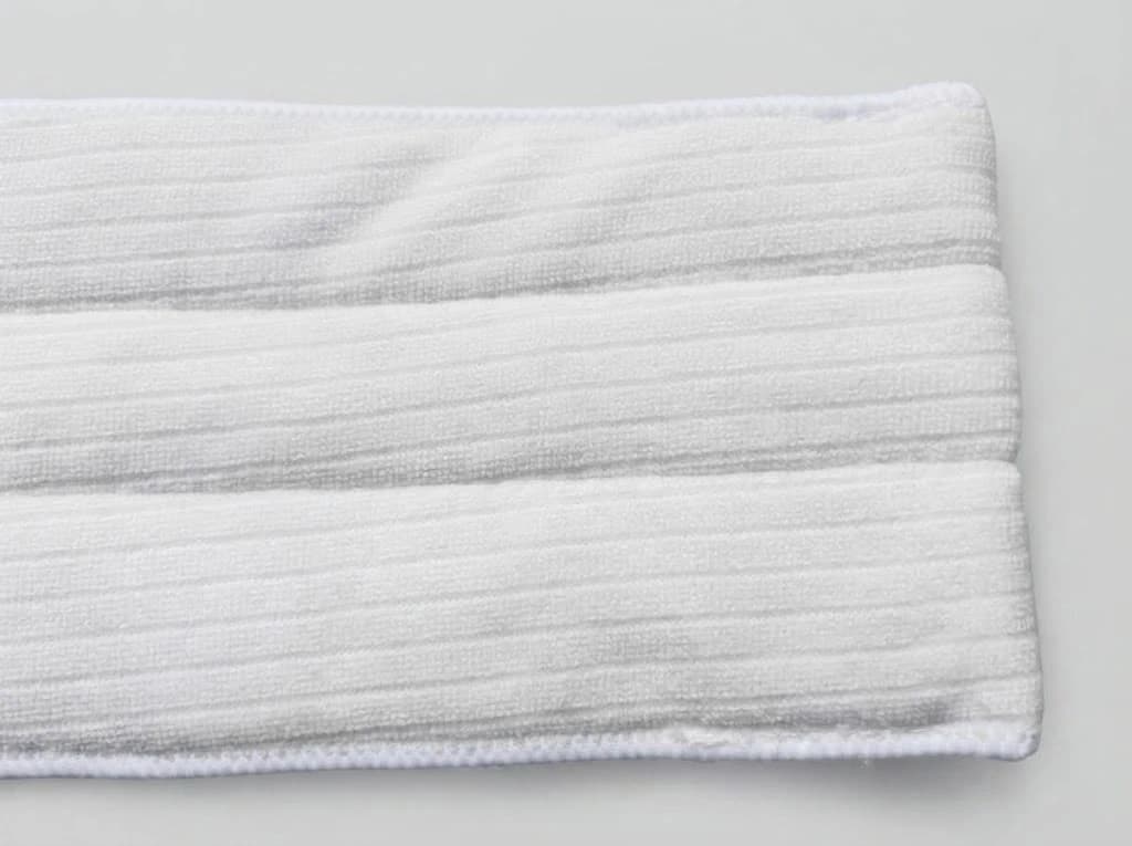Close view of a polyester knit cleanroom mop surface