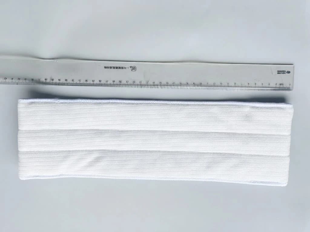 40 centimetre cleanroom mop shown for size reference